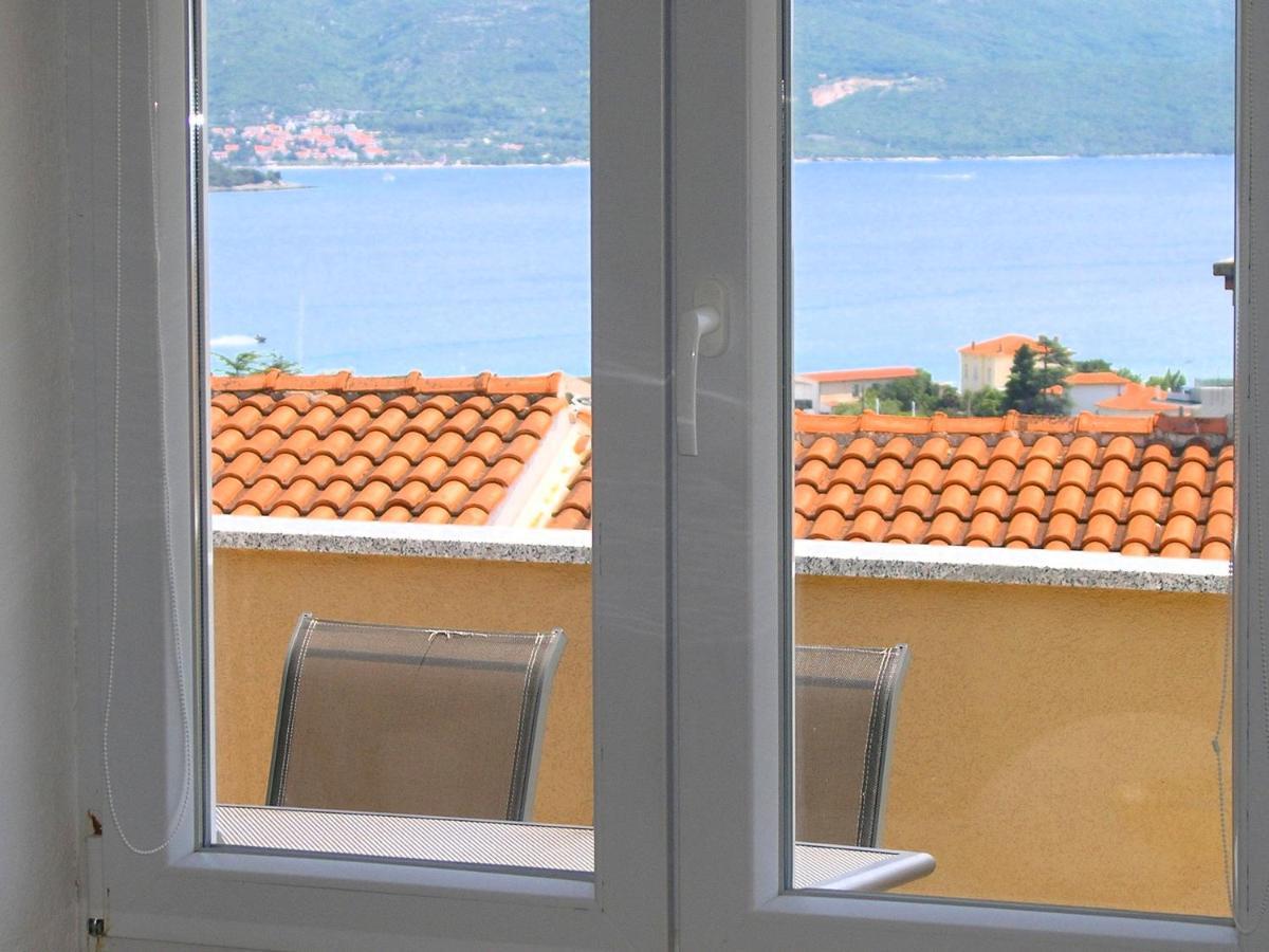 Apartment Goran Krk Town Exterior photo