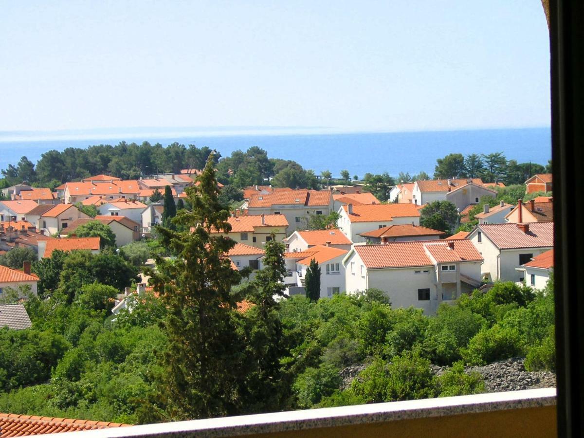 Apartment Goran Krk Town Exterior photo